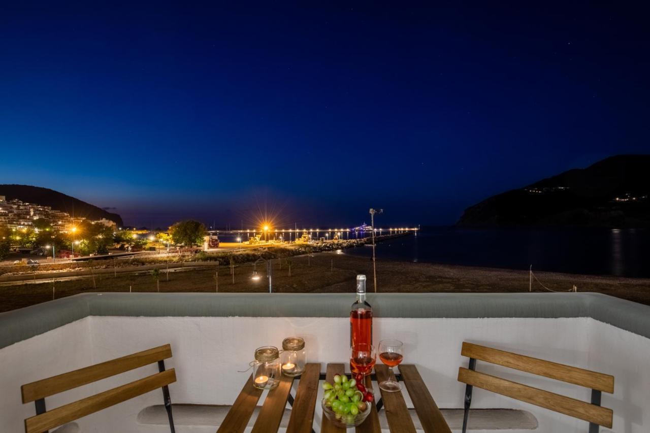Uncle John'S Guesthouse Skopelos Buitenkant foto