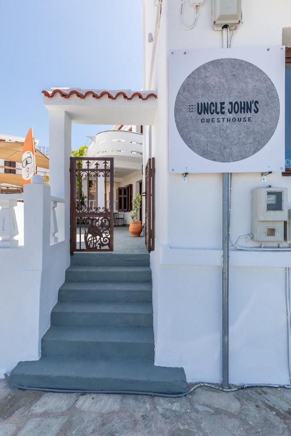 Uncle John'S Guesthouse Skopelos Buitenkant foto