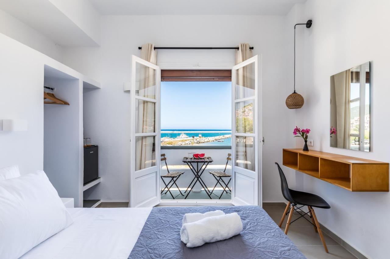 Uncle John'S Guesthouse Skopelos Buitenkant foto