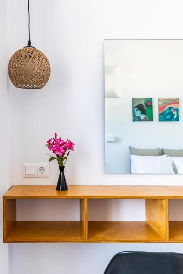 Uncle John'S Guesthouse Skopelos Buitenkant foto