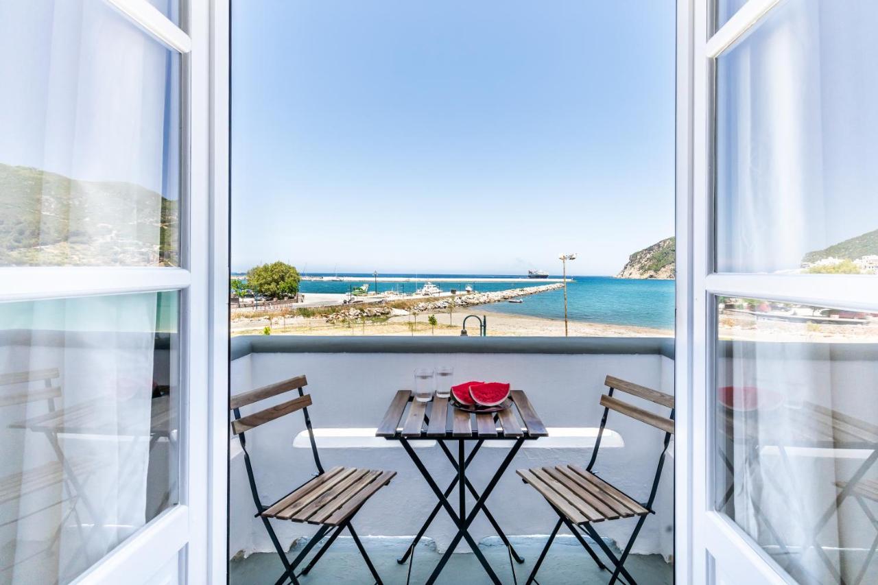 Uncle John'S Guesthouse Skopelos Buitenkant foto