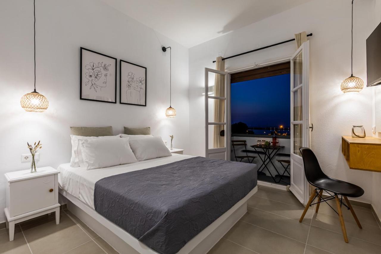 Uncle John'S Guesthouse Skopelos Buitenkant foto
