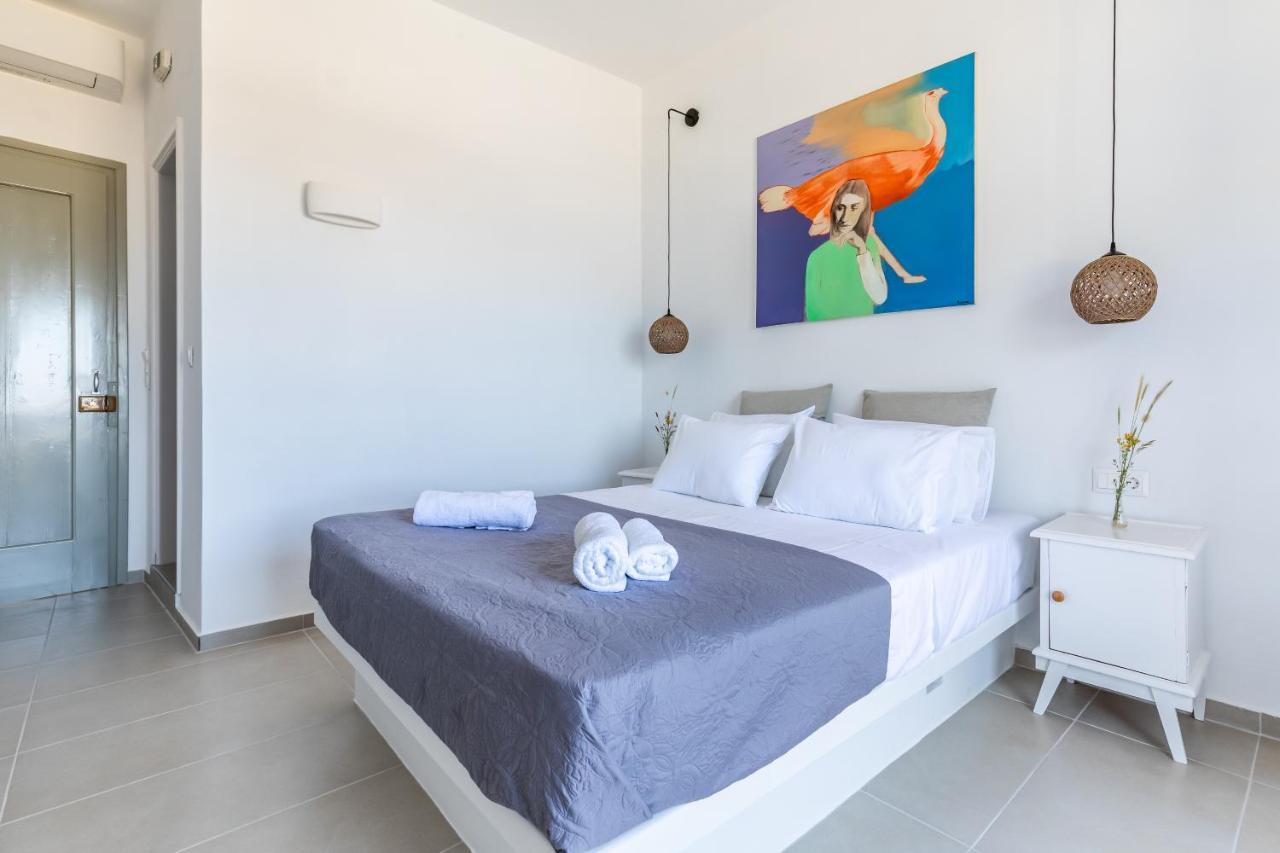 Uncle John'S Guesthouse Skopelos Buitenkant foto