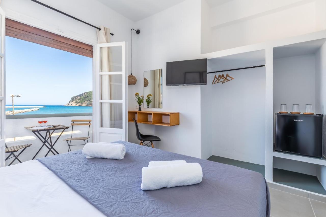 Uncle John'S Guesthouse Skopelos Buitenkant foto